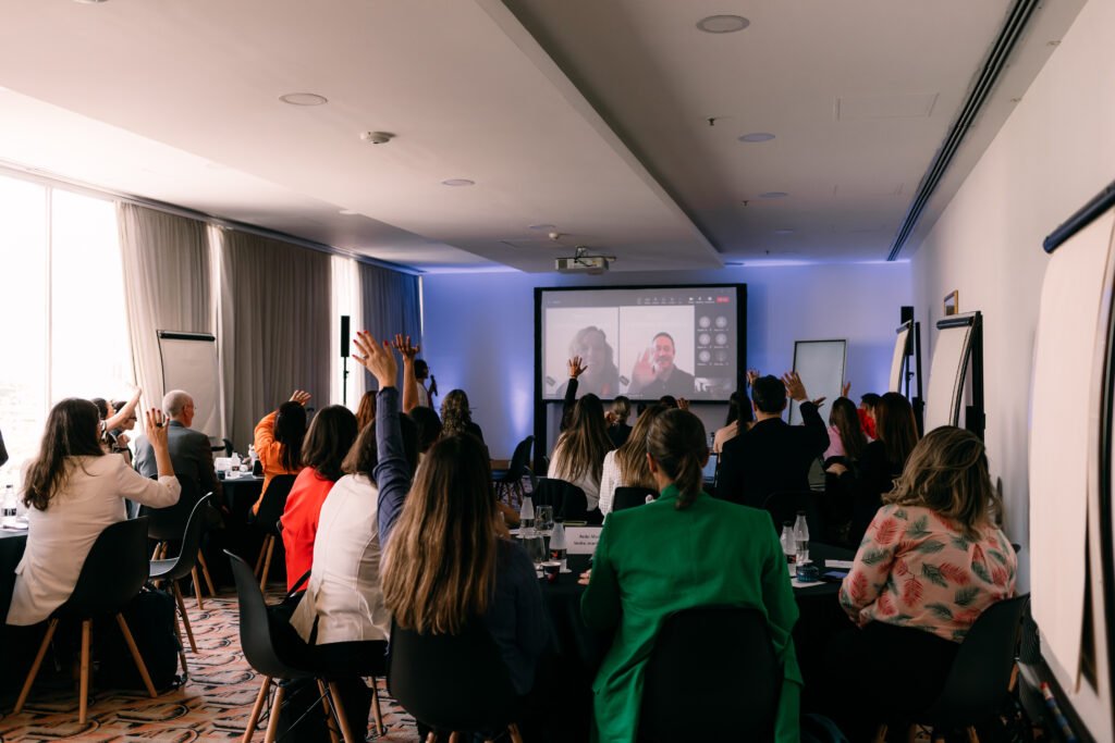 Evento híbrido acontecendo no WTC Events Center